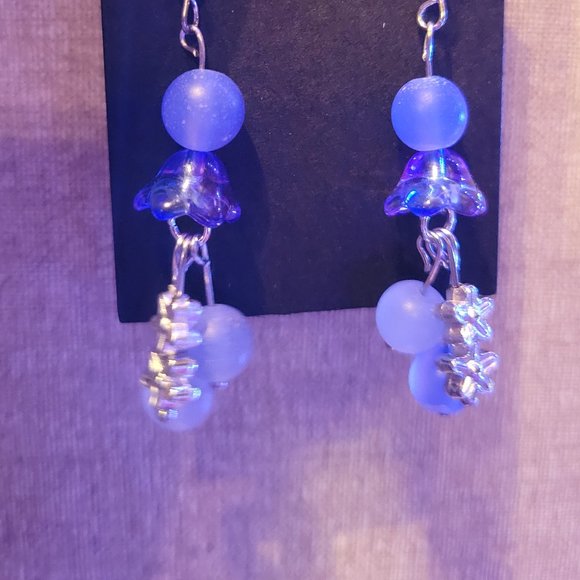 Flower Bell Glass Earrrings with Silver flowers and Round Beads - Picture 1 of 4